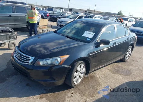 2008 Honda Accord 2.4 Ex-L z USA, uszkodzony, nr VIN 1HGCP26838A149236